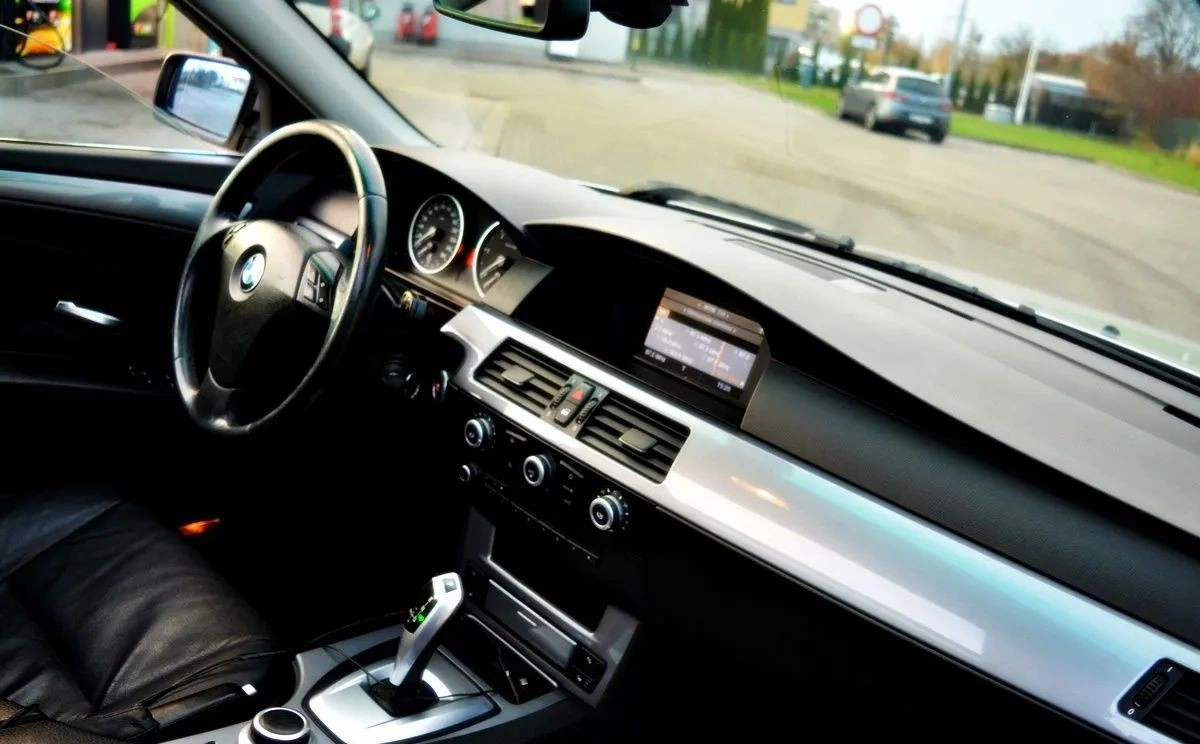BMW Seria 5 - Zdjęcie 11