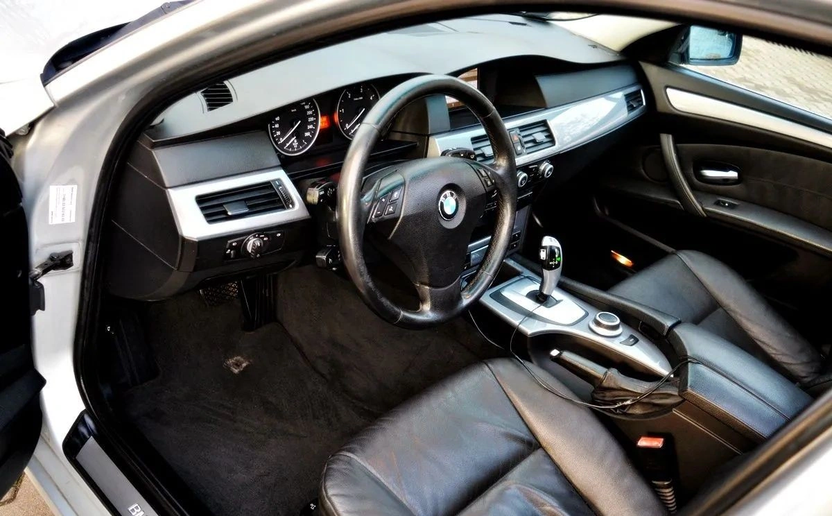 BMW Seria 5 - Zdjęcie 19