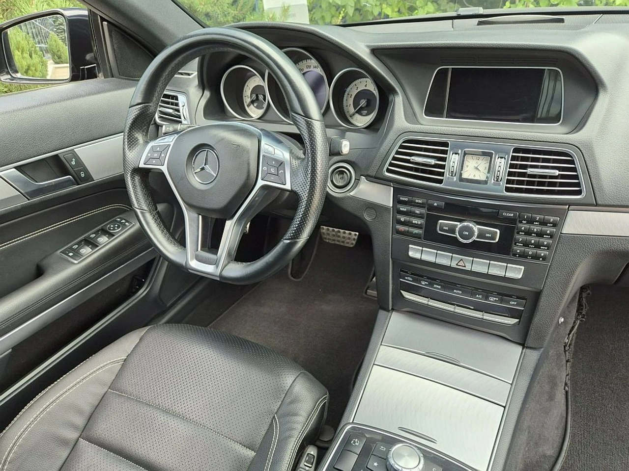 Mercedes E 200 - Zdjęcie 20