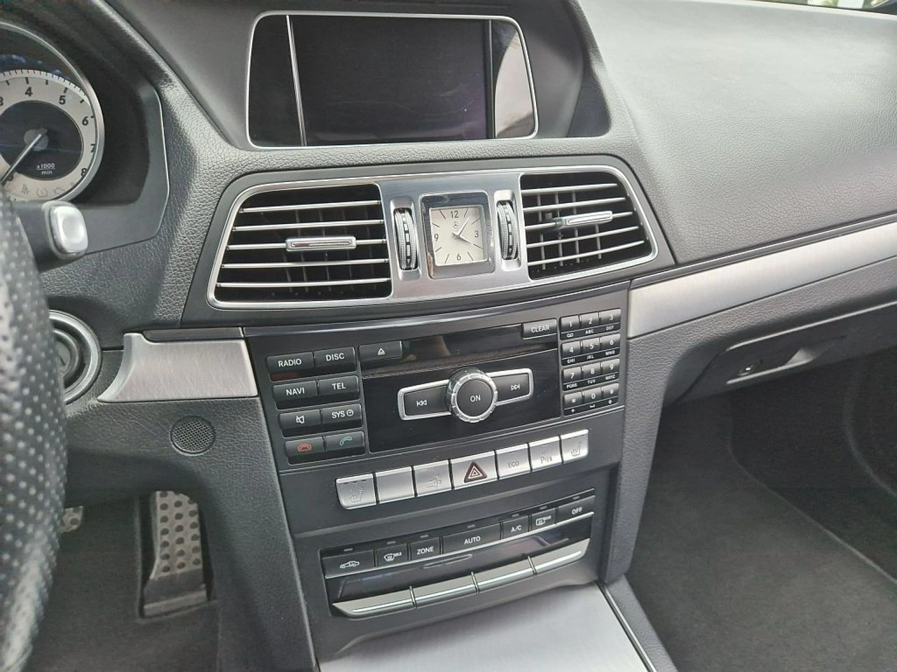 Mercedes E 200 - Zdjęcie 21