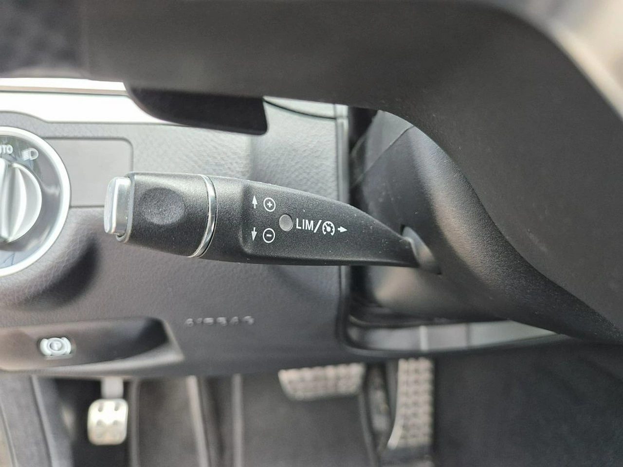 Mercedes E 200 - Zdjęcie 26