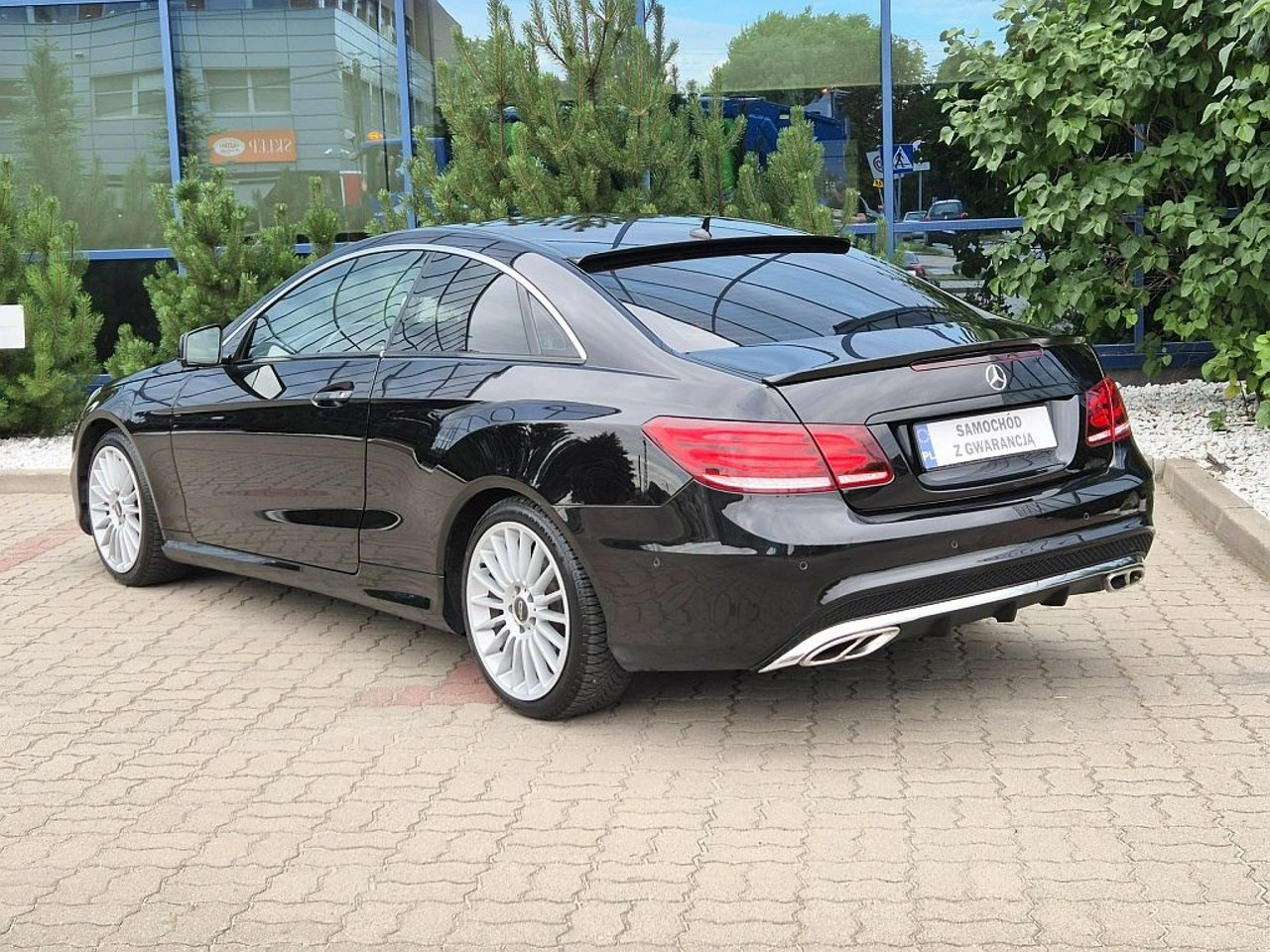 Mercedes E 200 - Zdjęcie 4