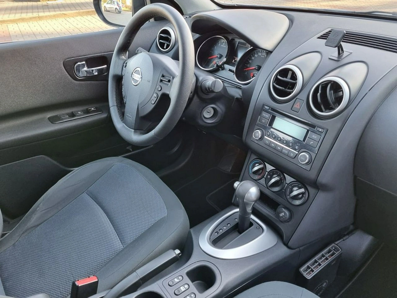 Nissan Qashqai - Zdjęcie 11