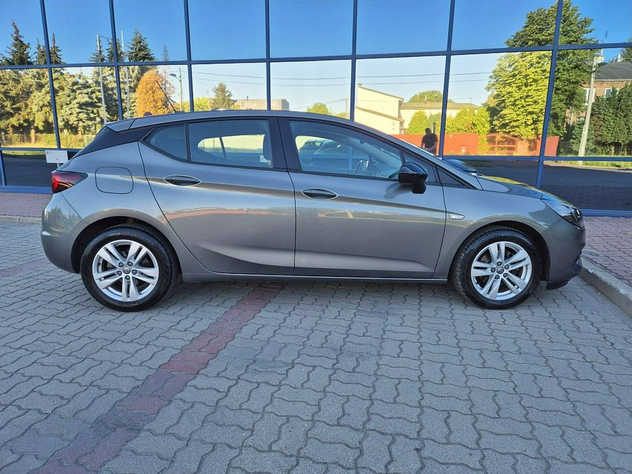 Opel Astra - Zdjęcie 10