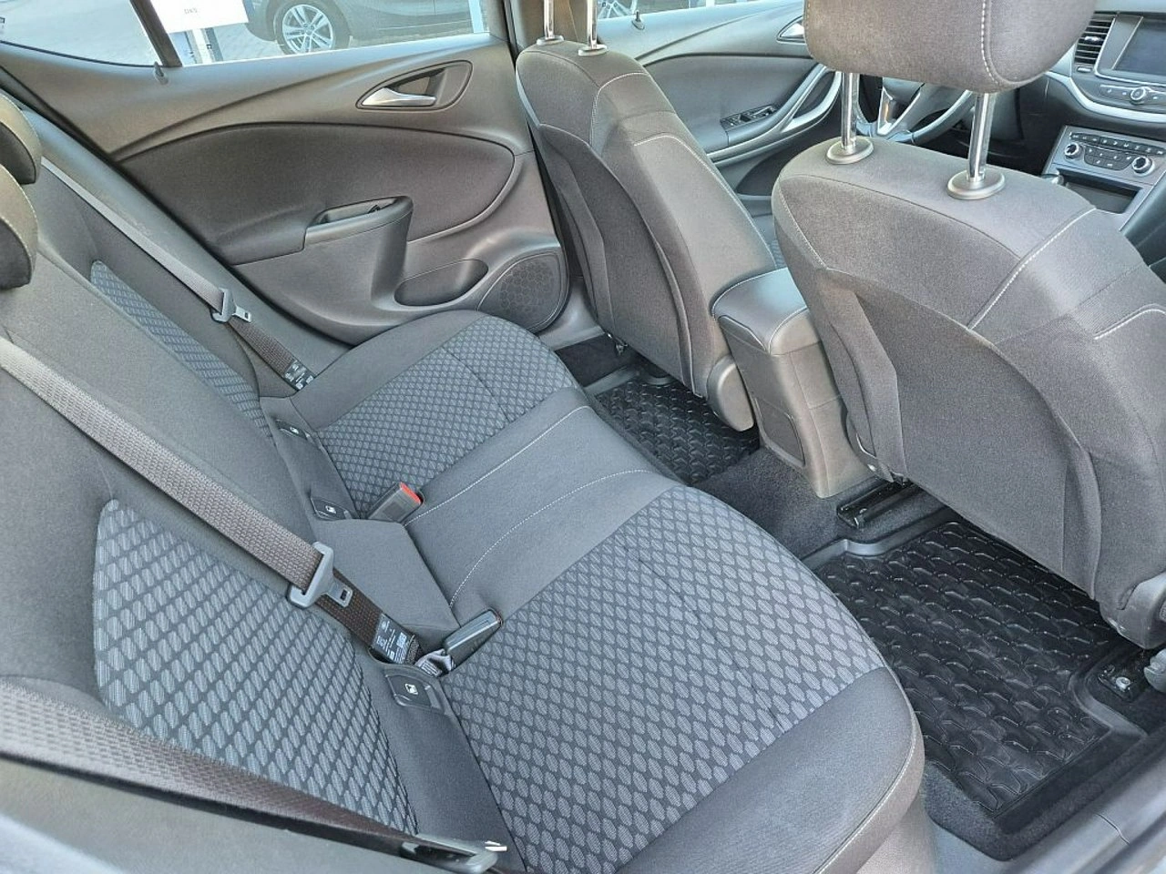 Opel Astra - Zdjęcie 27