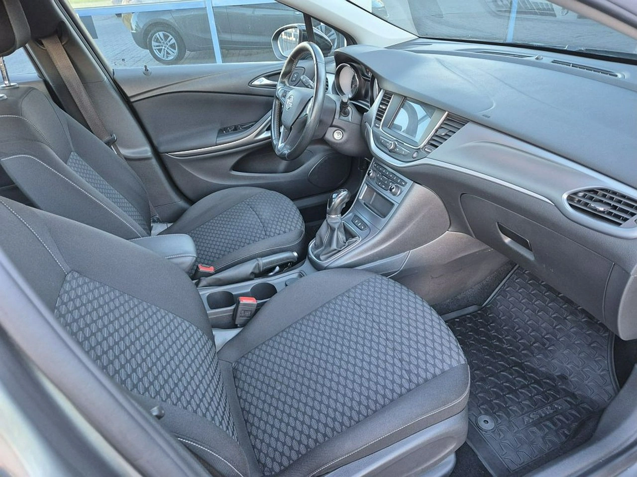 Opel Astra - Zdjęcie 6