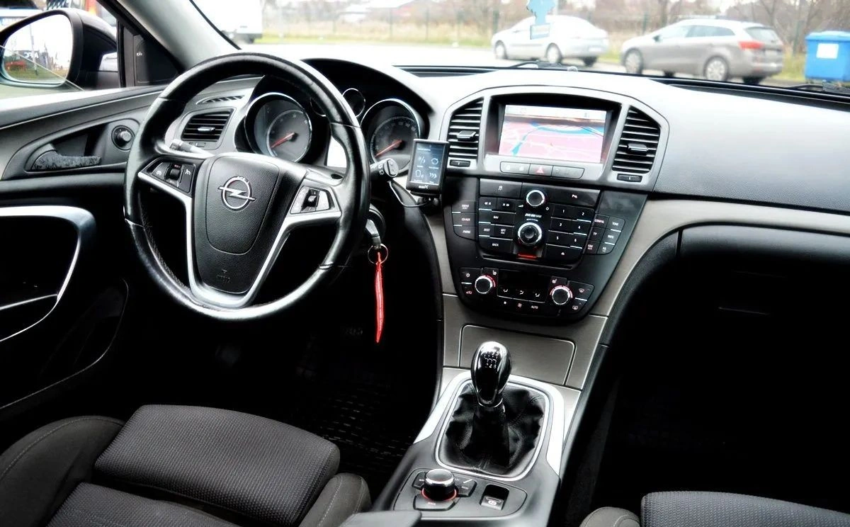 Opel Insignia - Zdjęcie 7