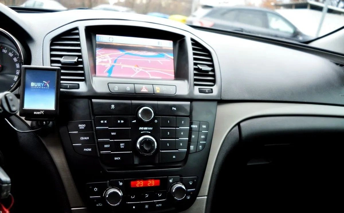 Opel Insignia - Zdjęcie 8