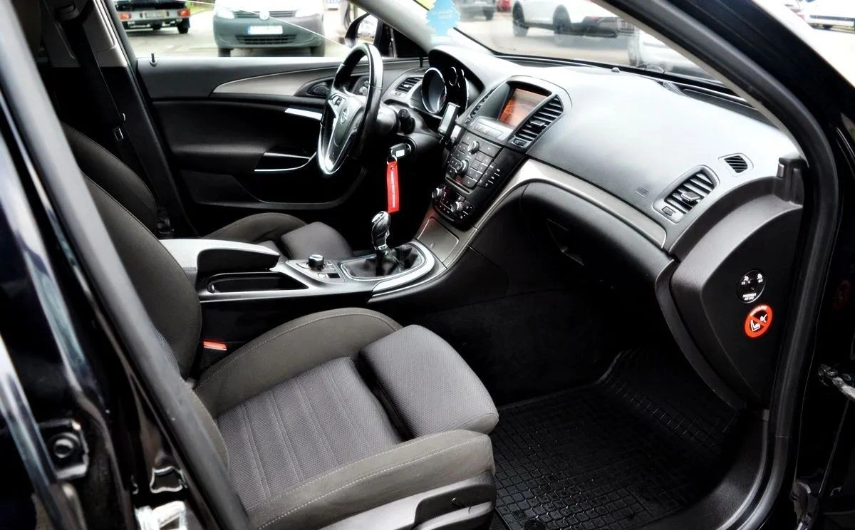 Opel Insignia - Zdjęcie 16