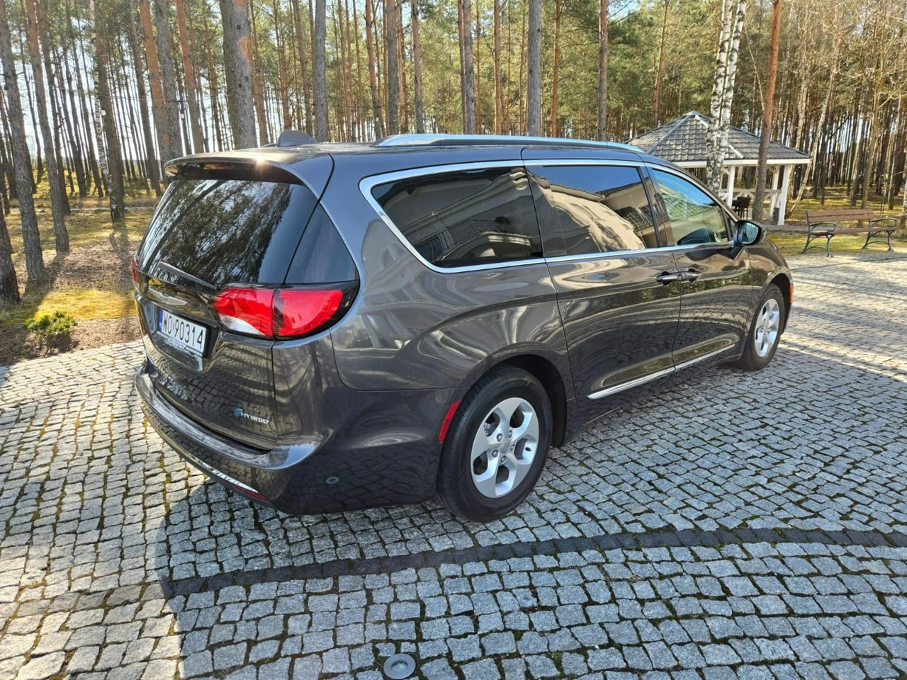 Chrysler Pacifica - Zdjęcie 1