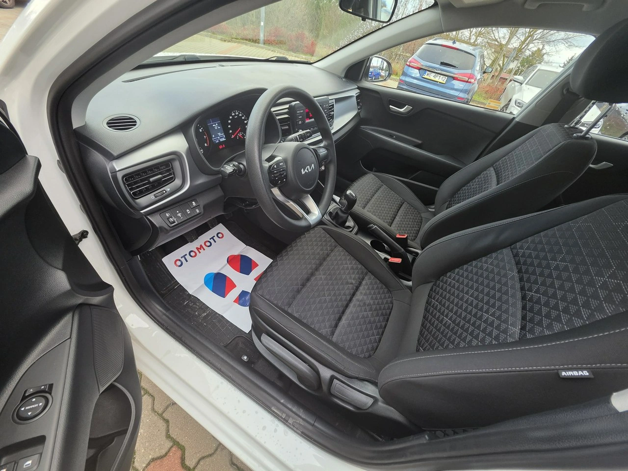 Kia Rio - Zdjęcie 4