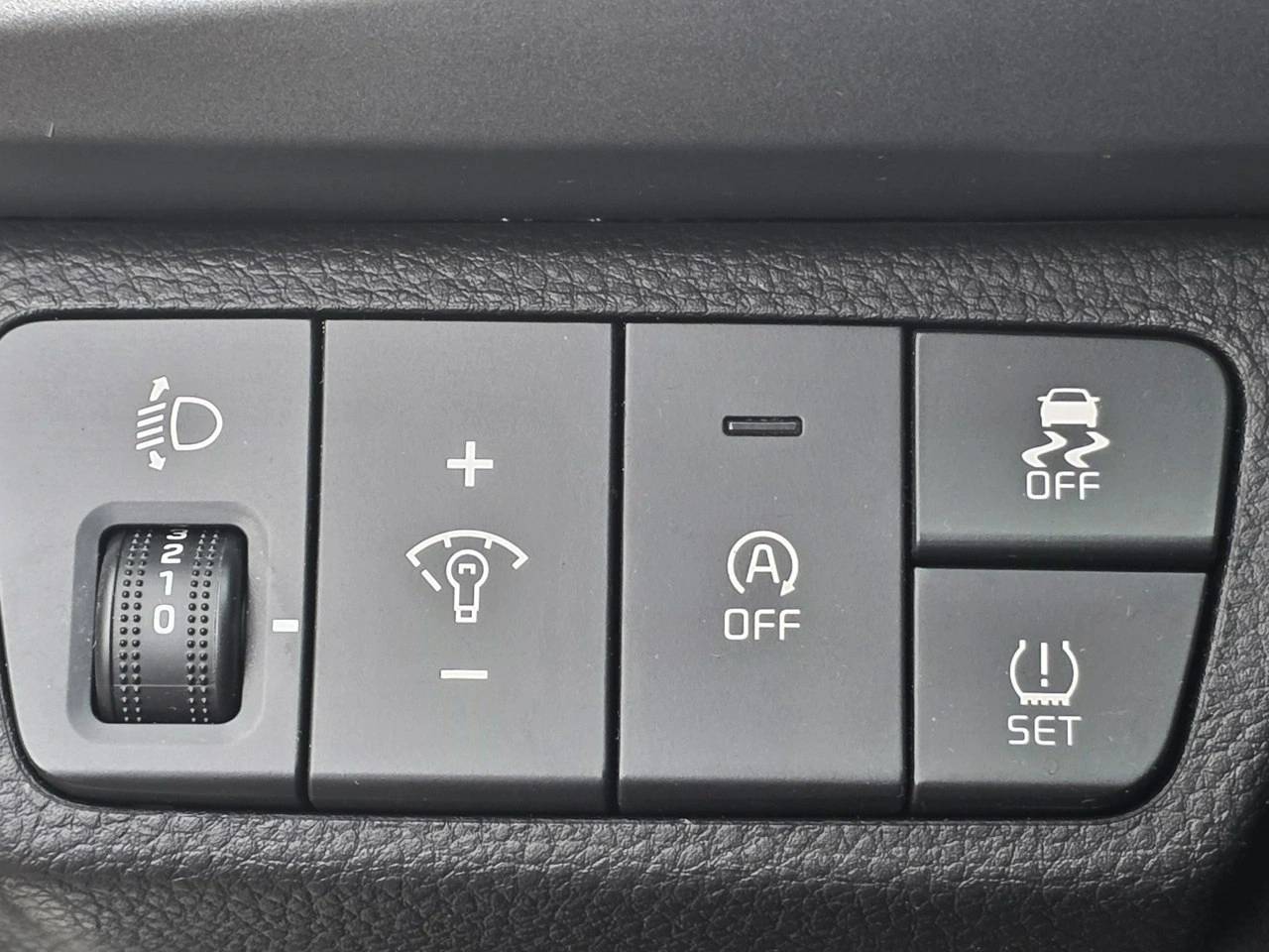 Kia Rio - Zdjęcie 12