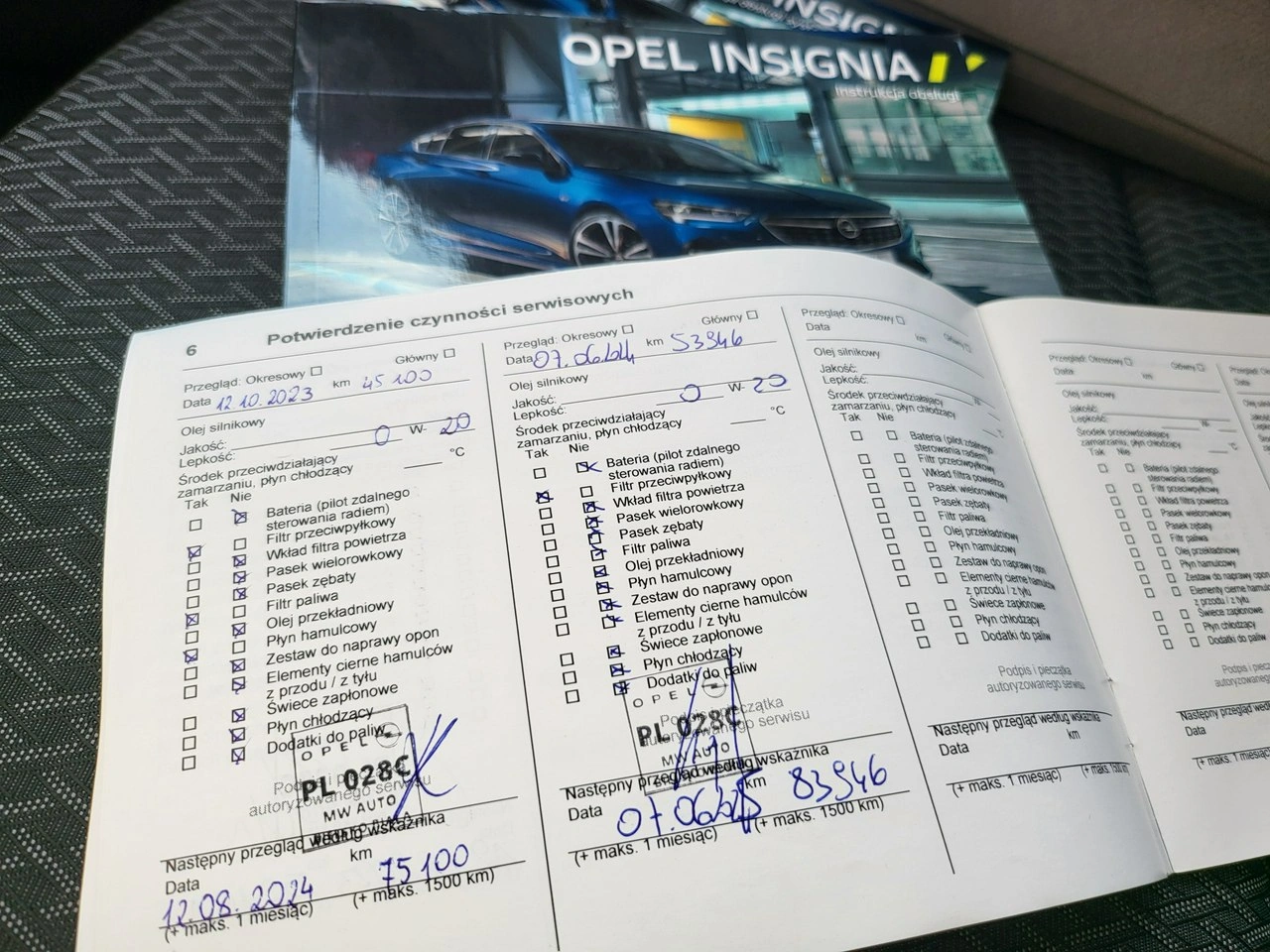 Opel Insignia - Zdjęcie 15