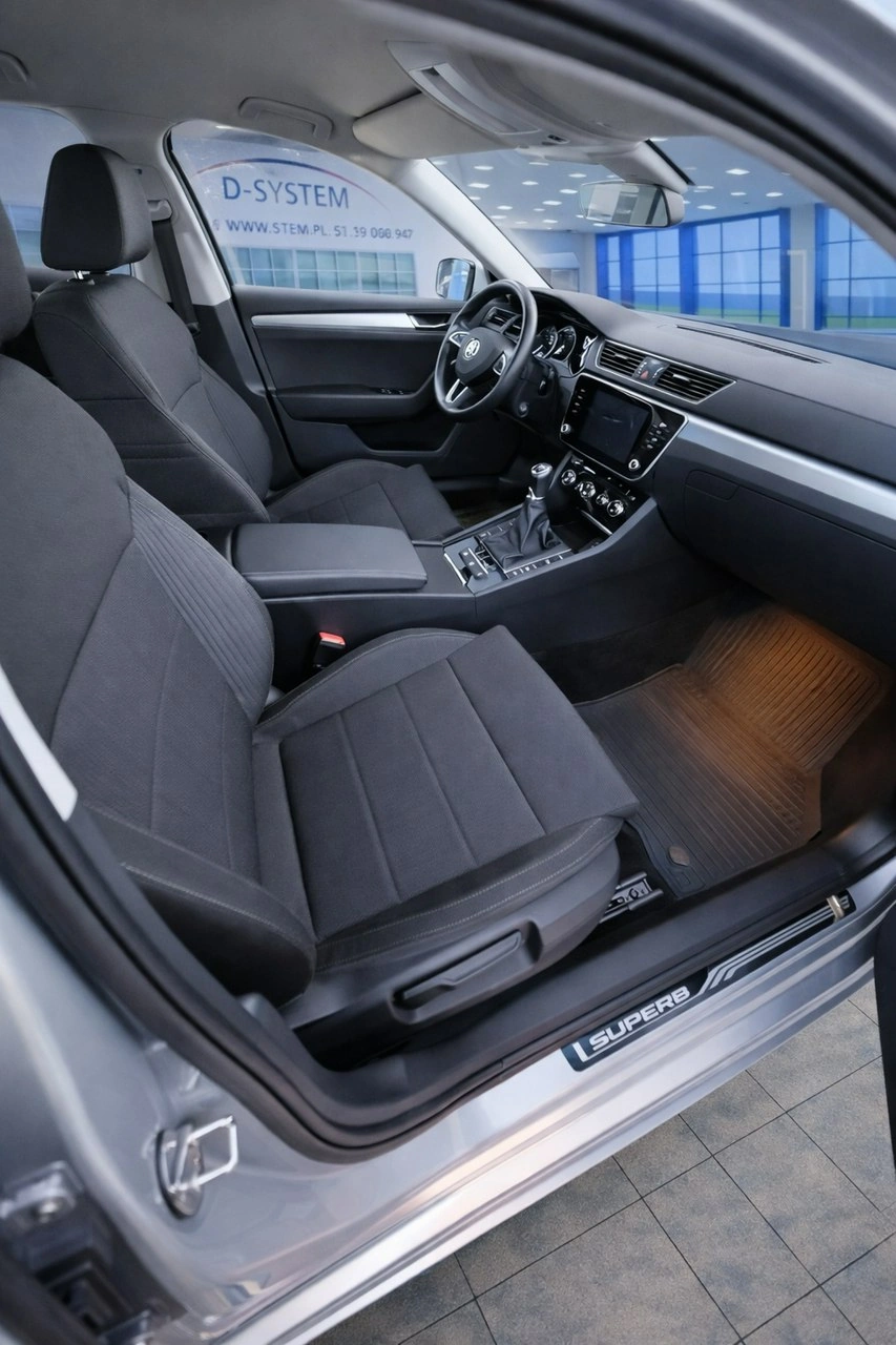Skoda Superb - Zdjęcie 9