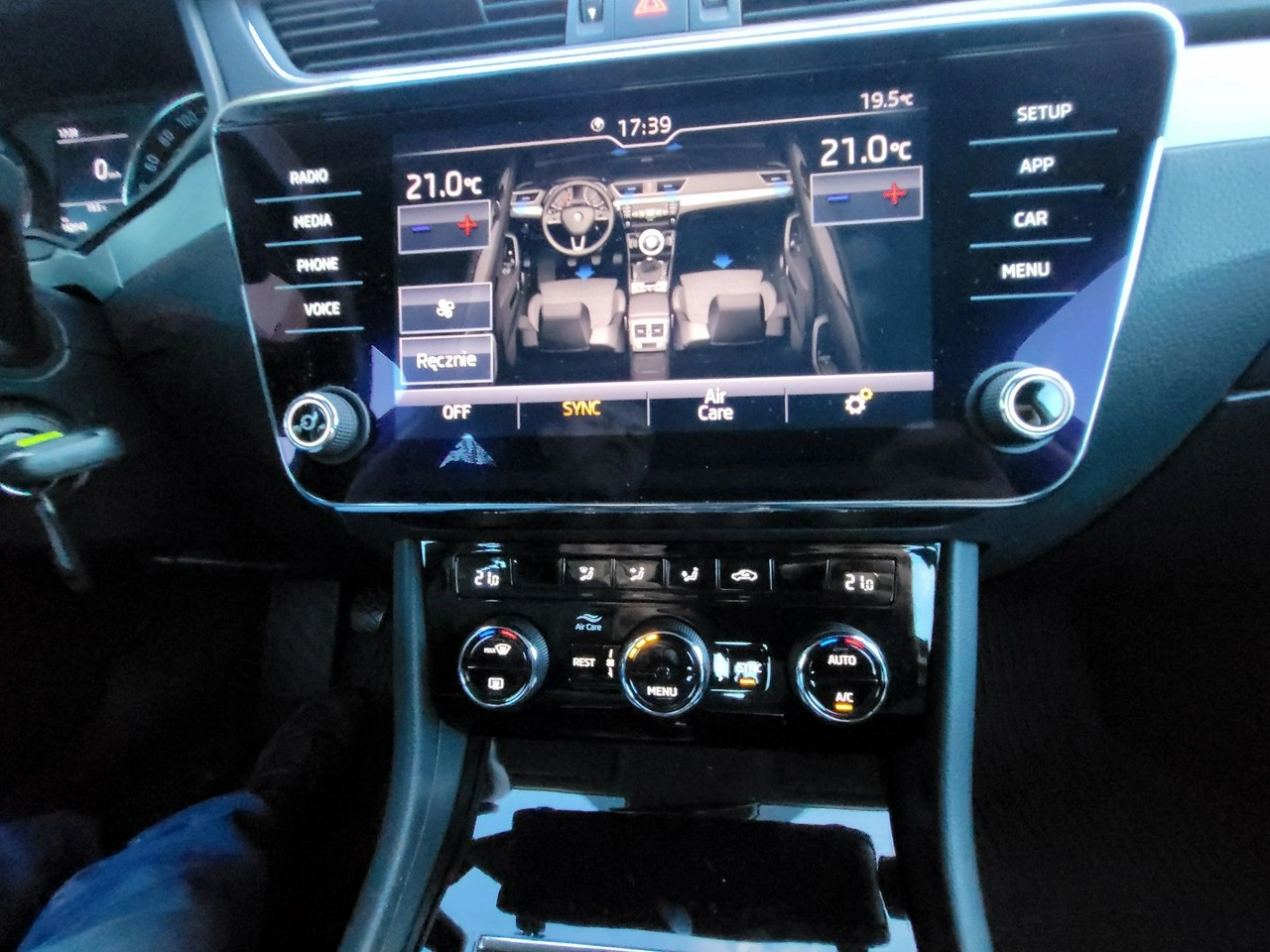 Skoda Superb - Zdjęcie 10