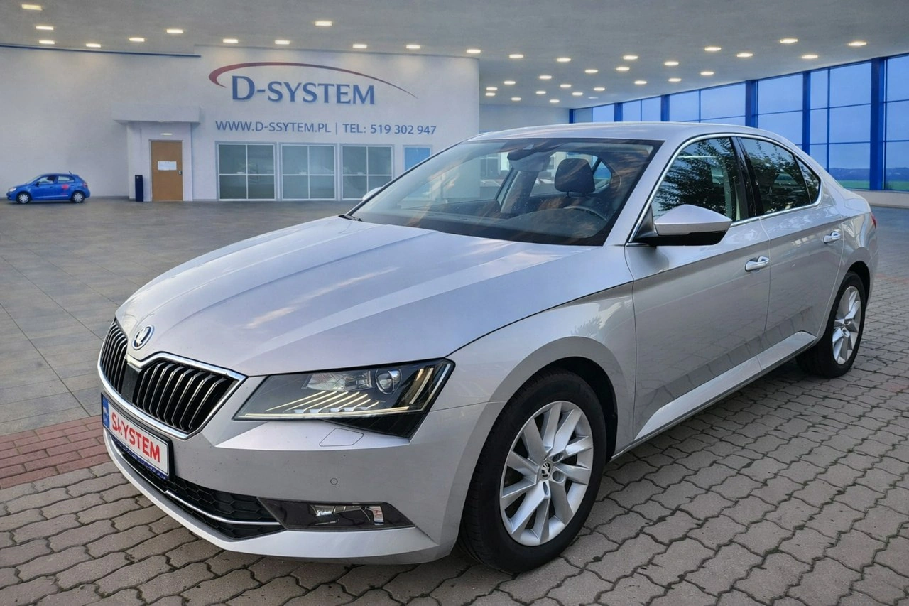 Skoda Superb - Zdjęcie 24