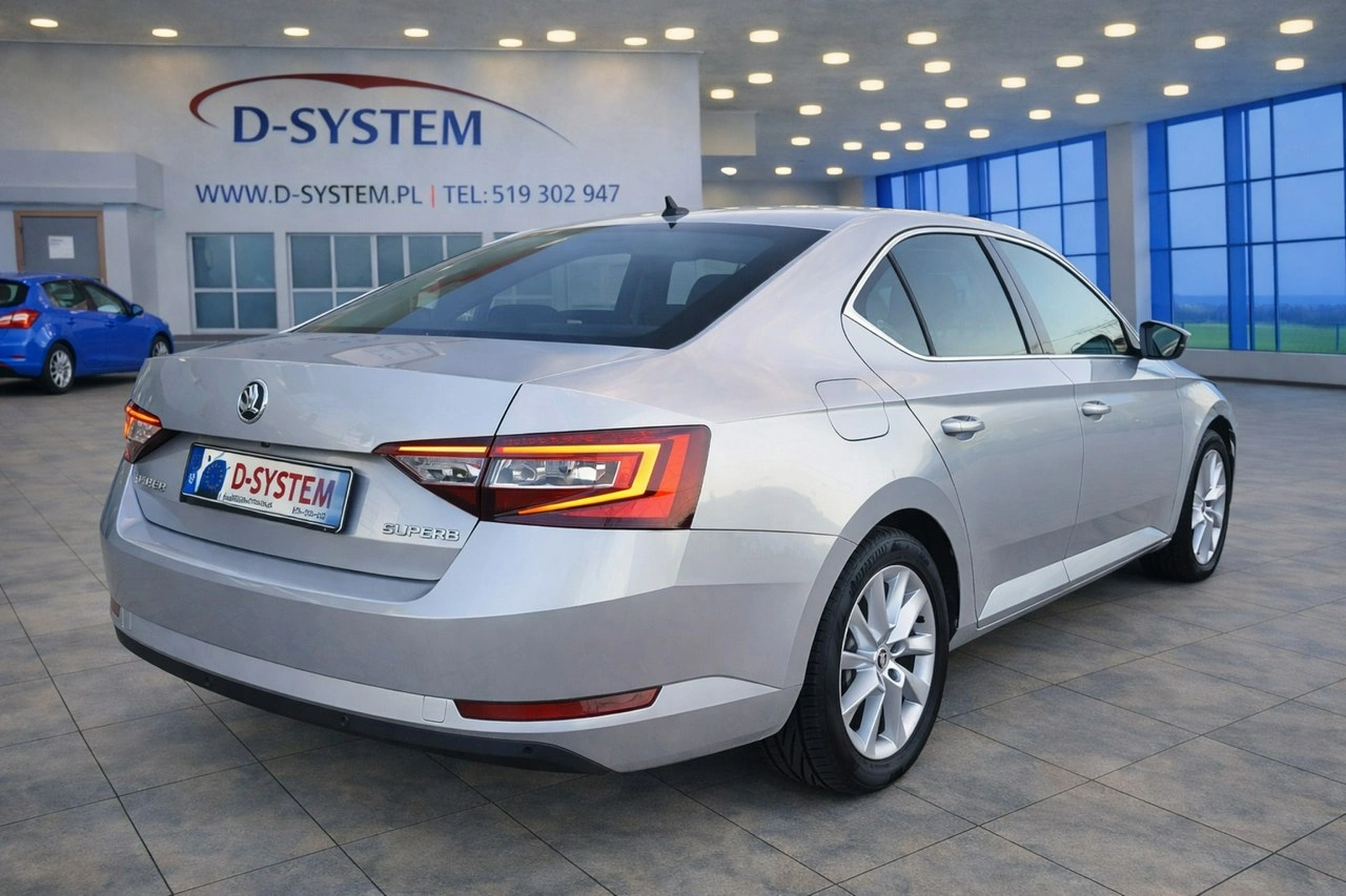 Skoda Superb - Zdjęcie 4