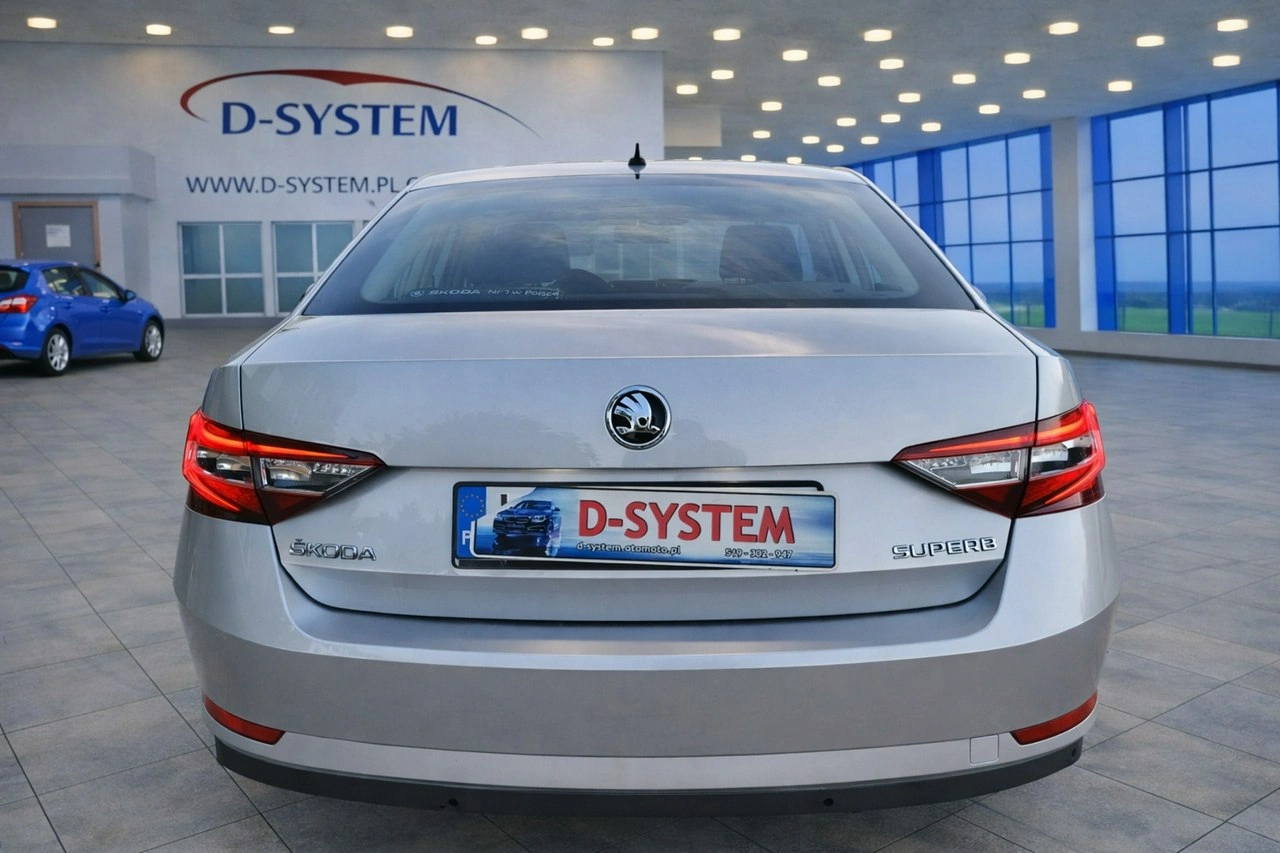Skoda Superb - Zdjęcie 3