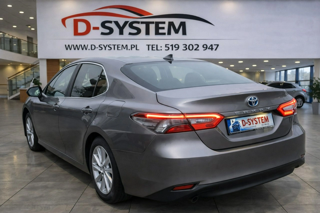 Toyota Camry - Zdjęcie 10