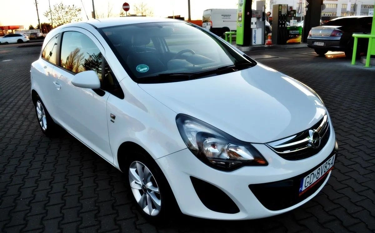 Opel Corsa - Zdjęcie 2