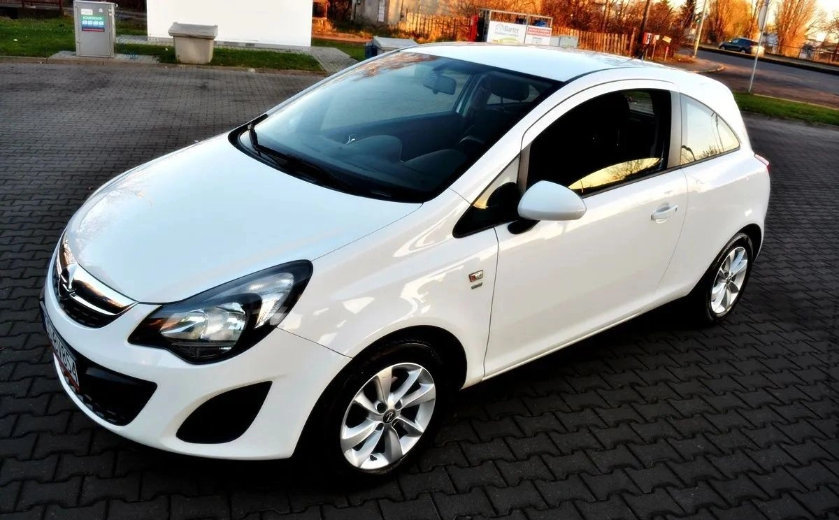 Opel Corsa - Zdjęcie 12