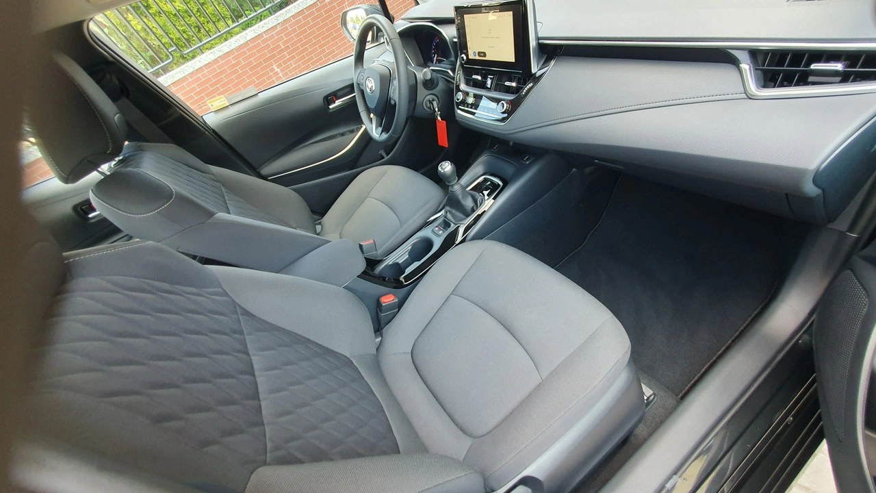 Toyota Corolla - Zdjęcie 7