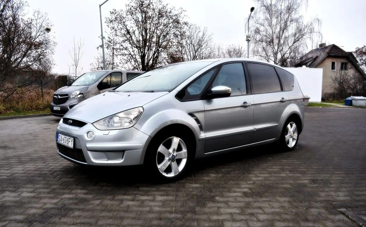 Ford S-Max - Zdjęcie 15