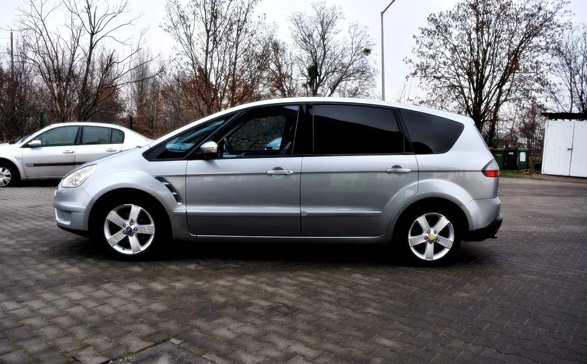 Ford S-Max - Zdjęcie 17