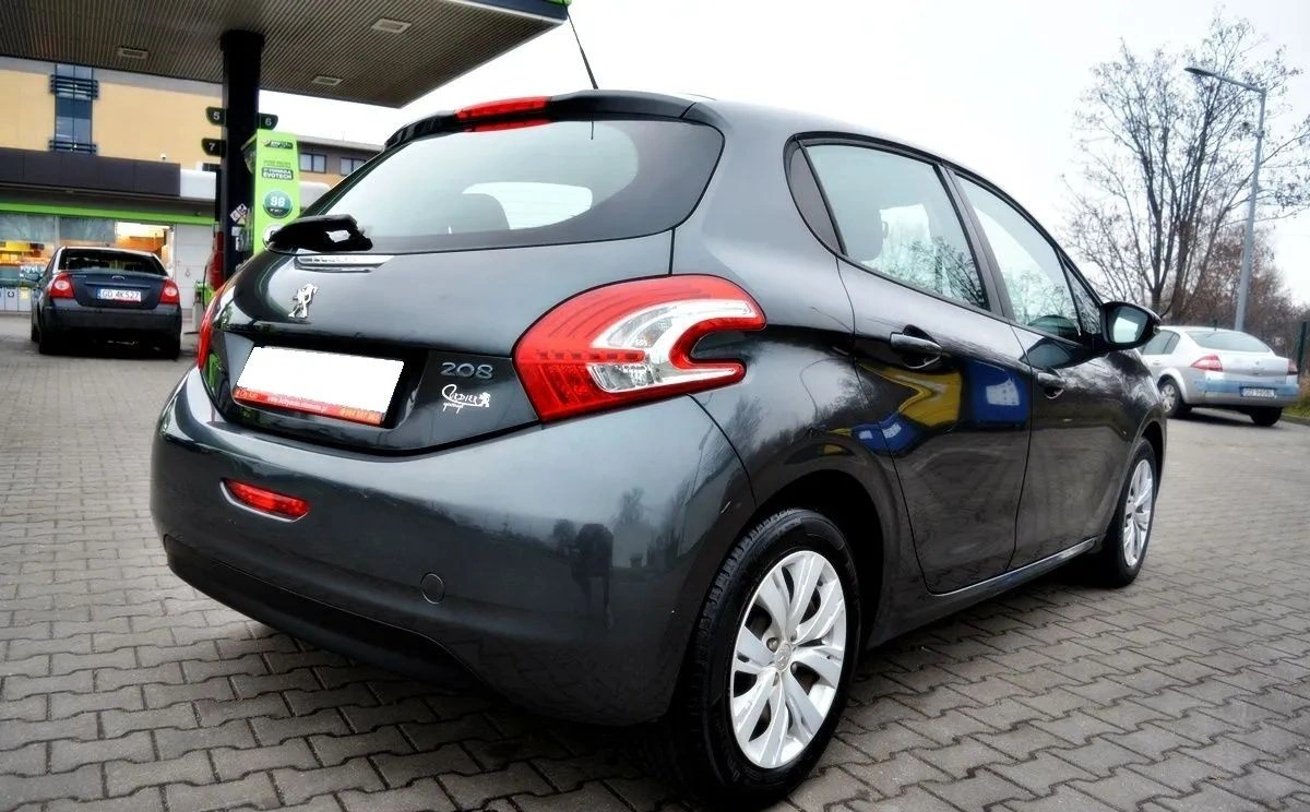 Peugeot 208 - Zdjęcie 16
