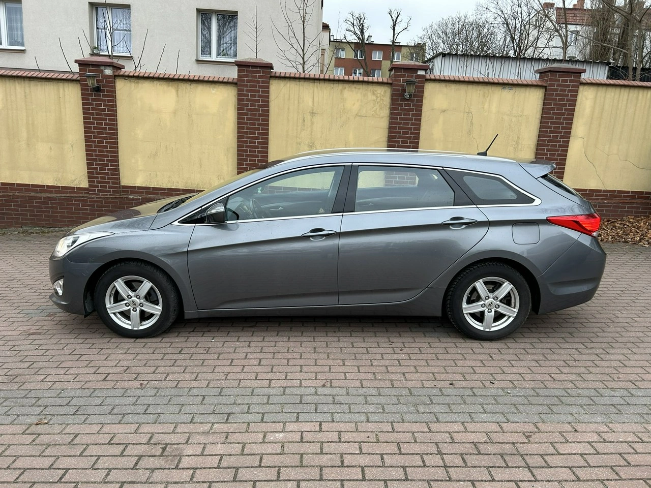 Hyundai i40 - Zdjęcie 2