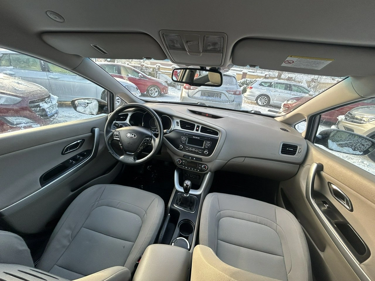 Kia Ceed - Zdjęcie 9