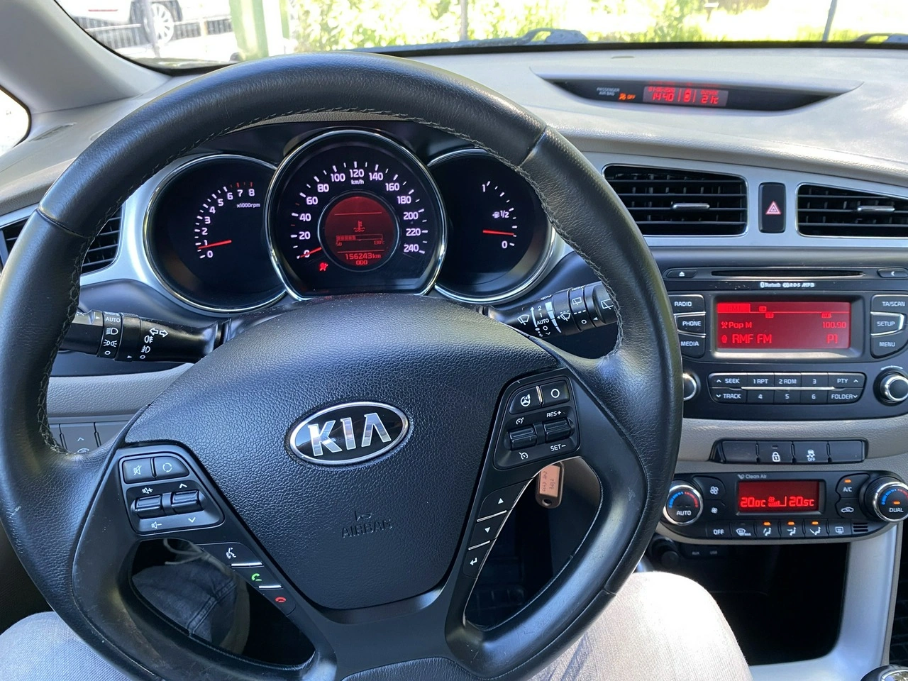 Kia Ceed - Zdjęcie 10