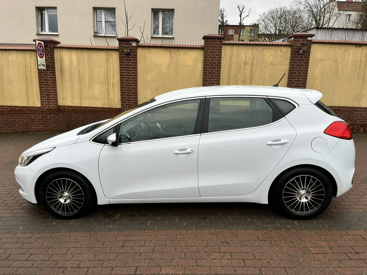 Kia Ceed - Zdjęcie 2