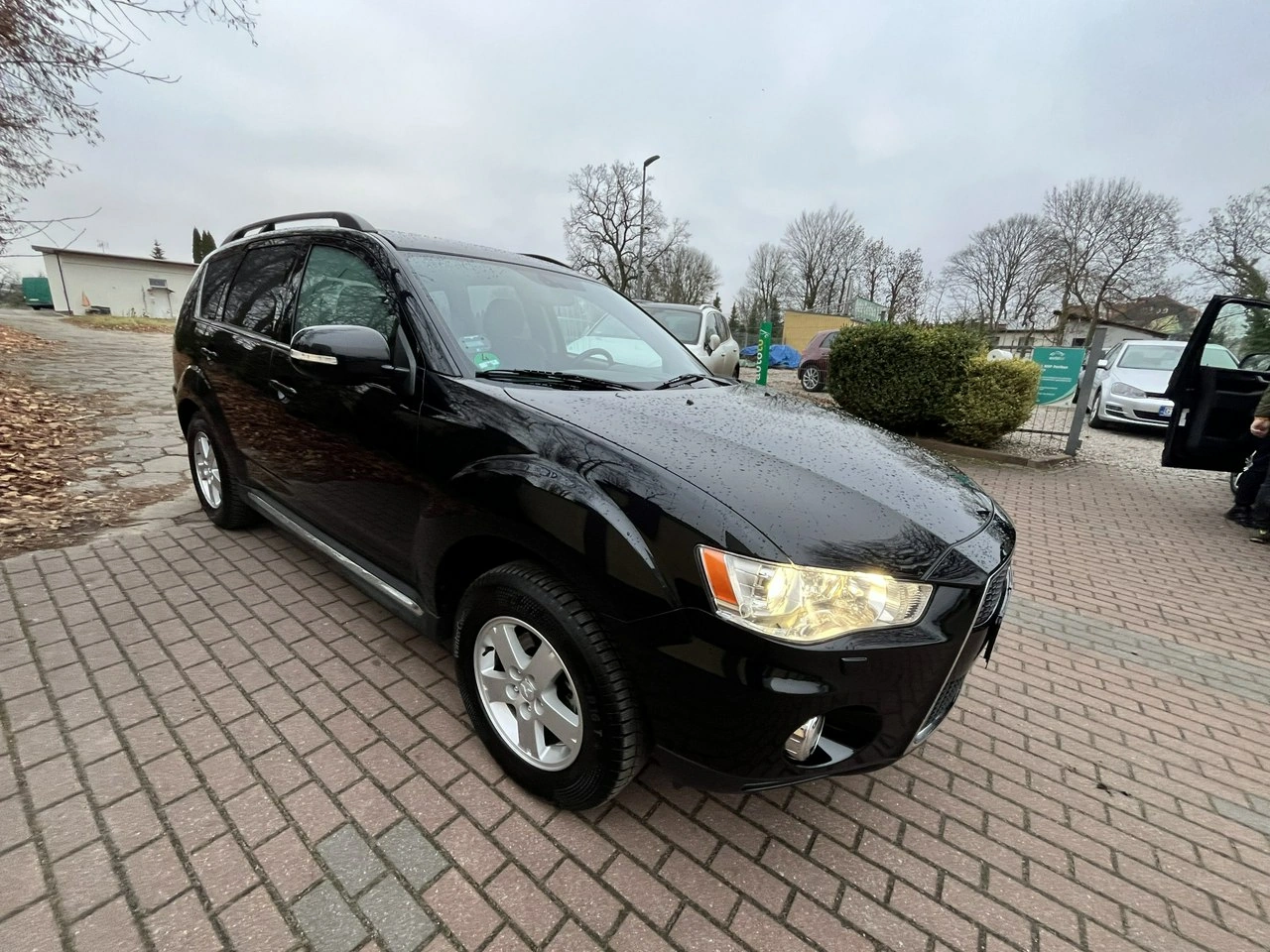 Mitsubishi Outlander - Zdjęcie 3