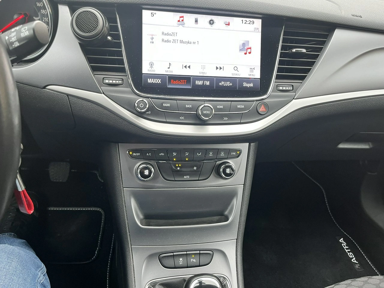 Opel Astra - Zdjęcie 10