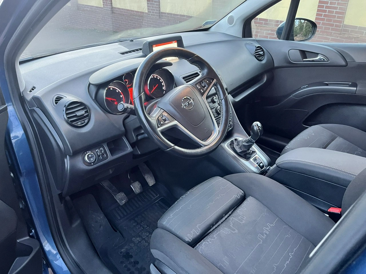 Opel Meriva - Zdjęcie 8