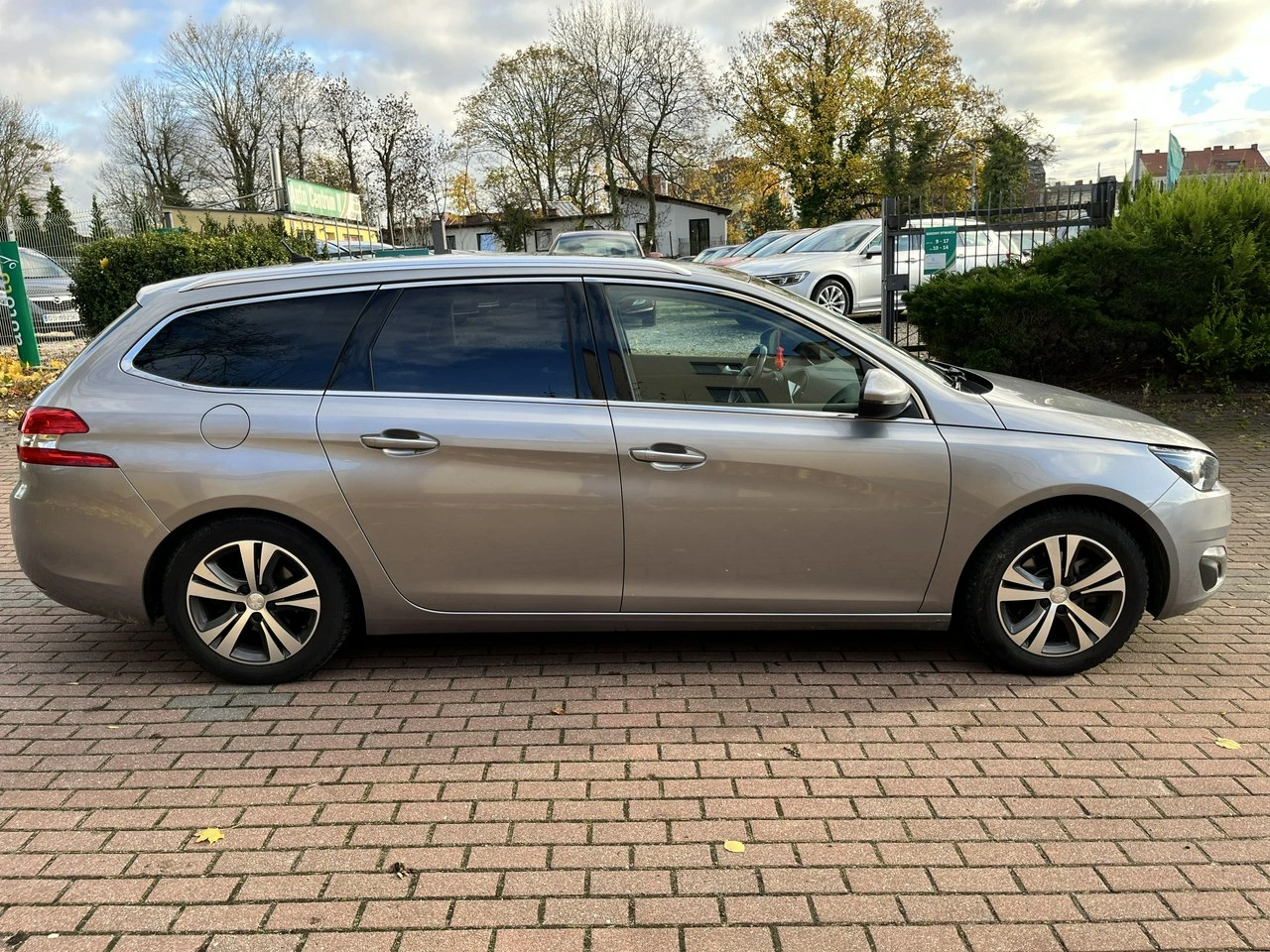 Peugeot 308 SW - Zdjęcie 4