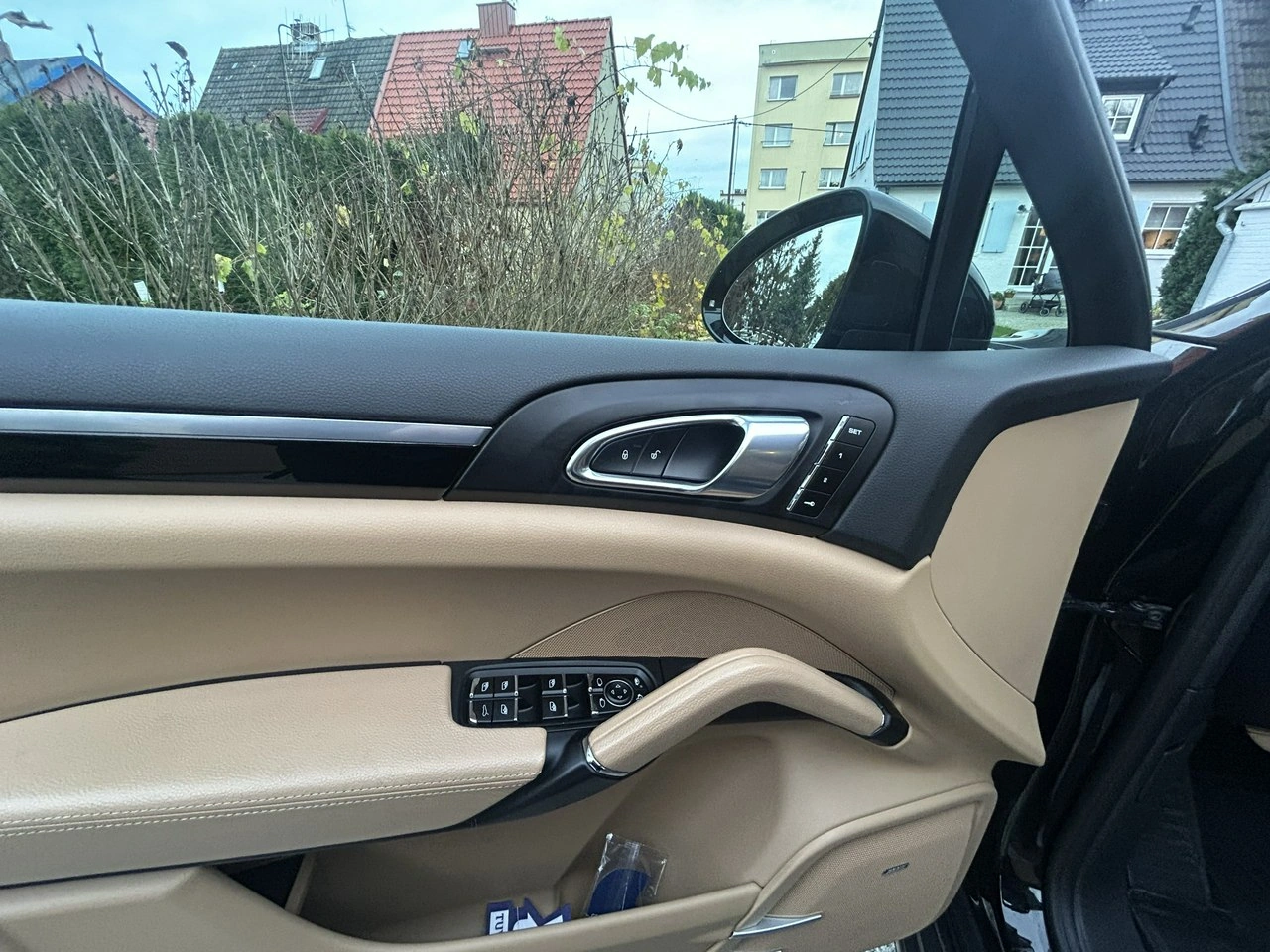 Porsche Cayenne - Zdjęcie 12