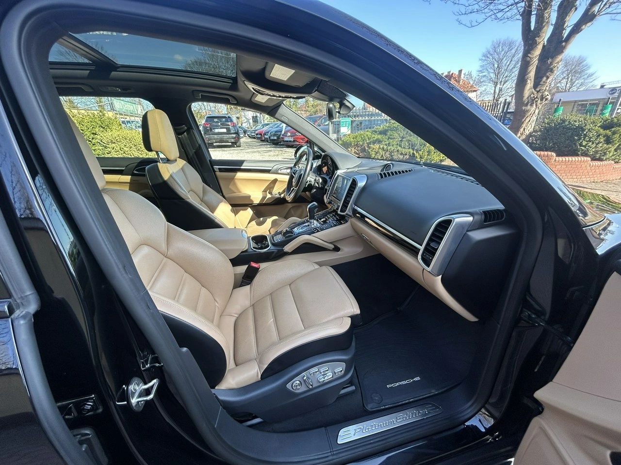 Porsche Cayenne - Zdjęcie 13