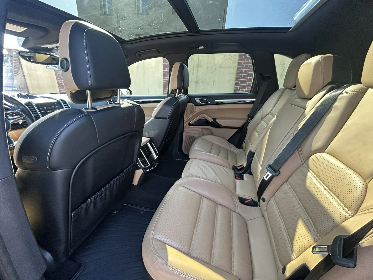 Porsche Cayenne - Zdjęcie 14