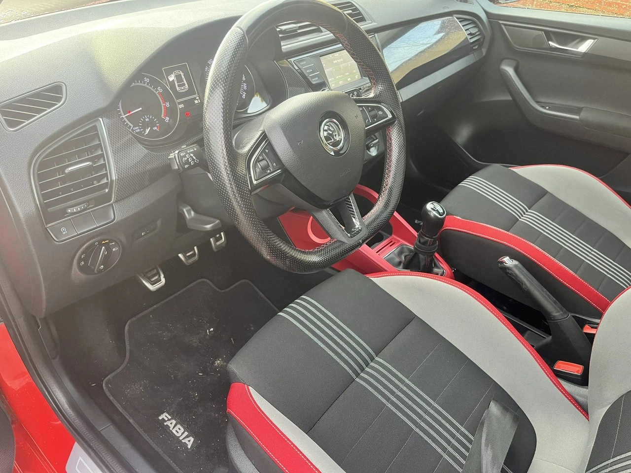 Skoda Fabia - Zdjęcie 8