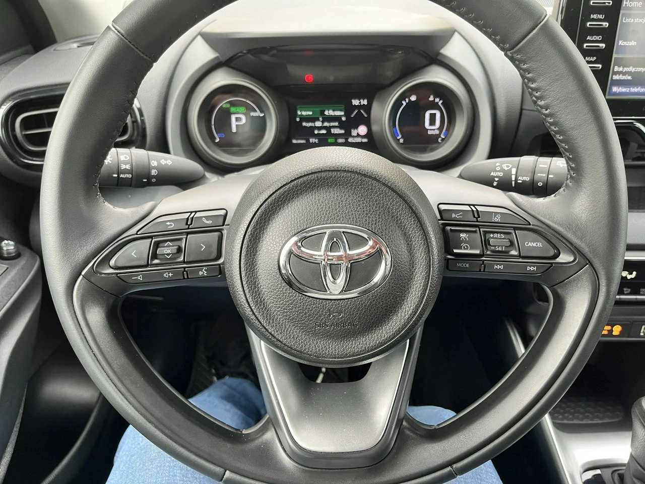 Toyota Yaris - Zdjęcie 10