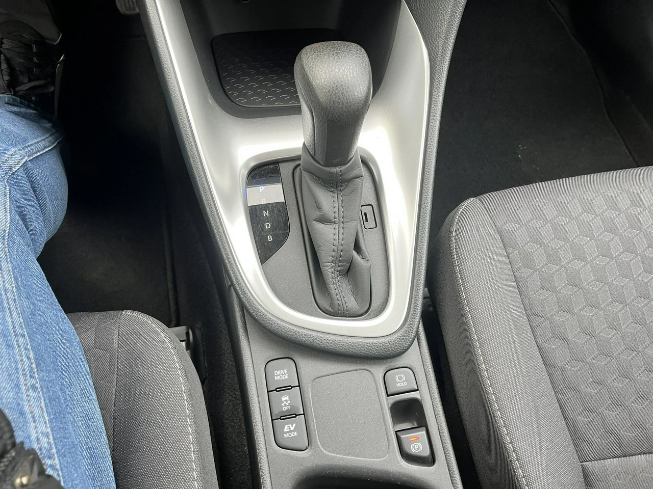 Toyota Yaris - Zdjęcie 12