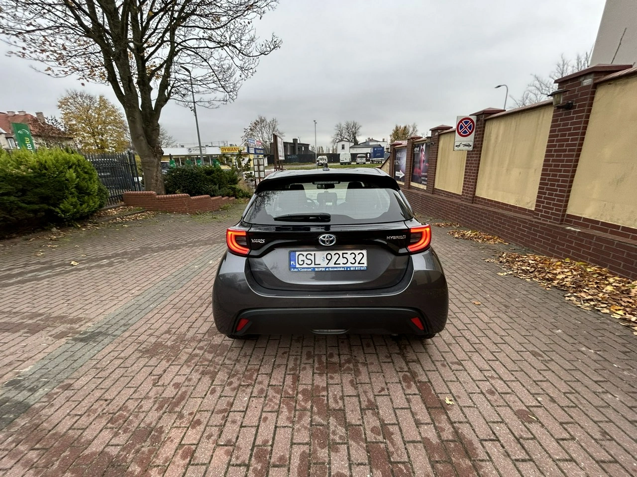 Toyota Yaris - Zdjęcie 6