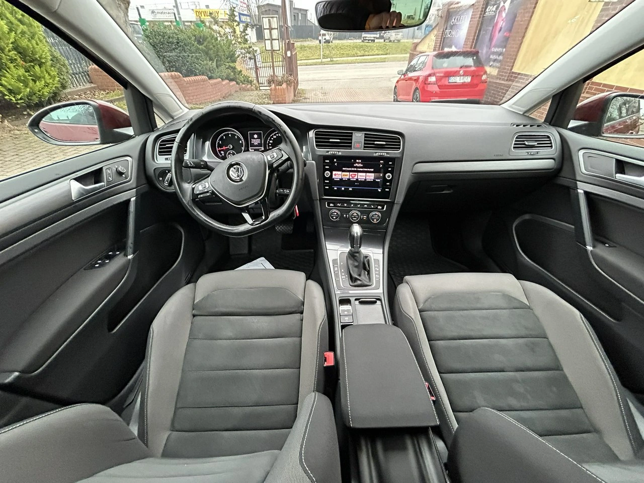 Volkswagen Golf - Zdjęcie 10