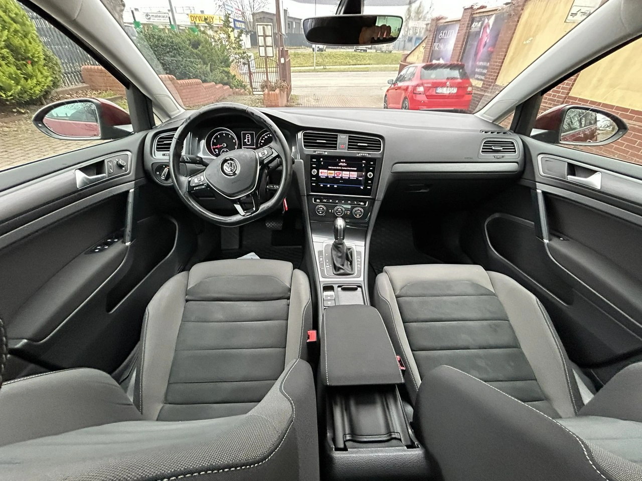 Volkswagen Golf - Zdjęcie 11