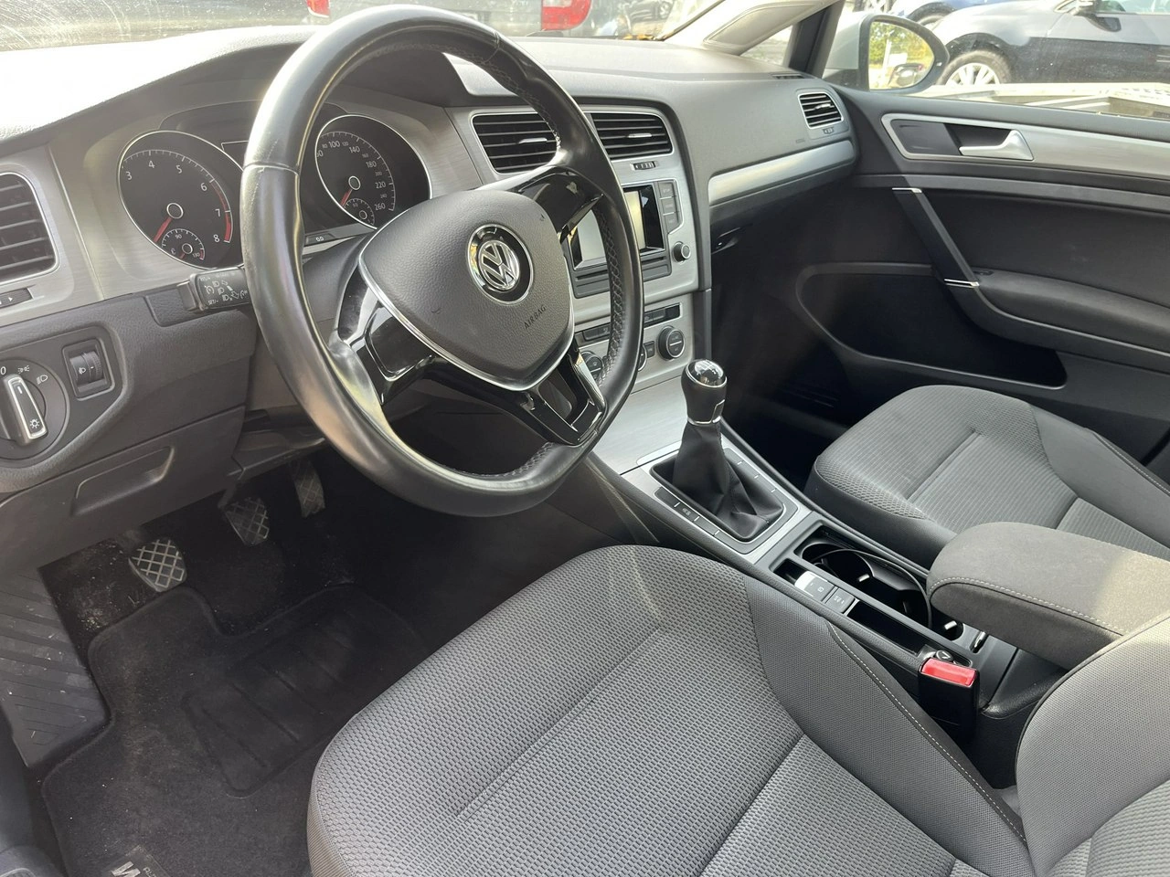 Volkswagen Golf - Zdjęcie 7