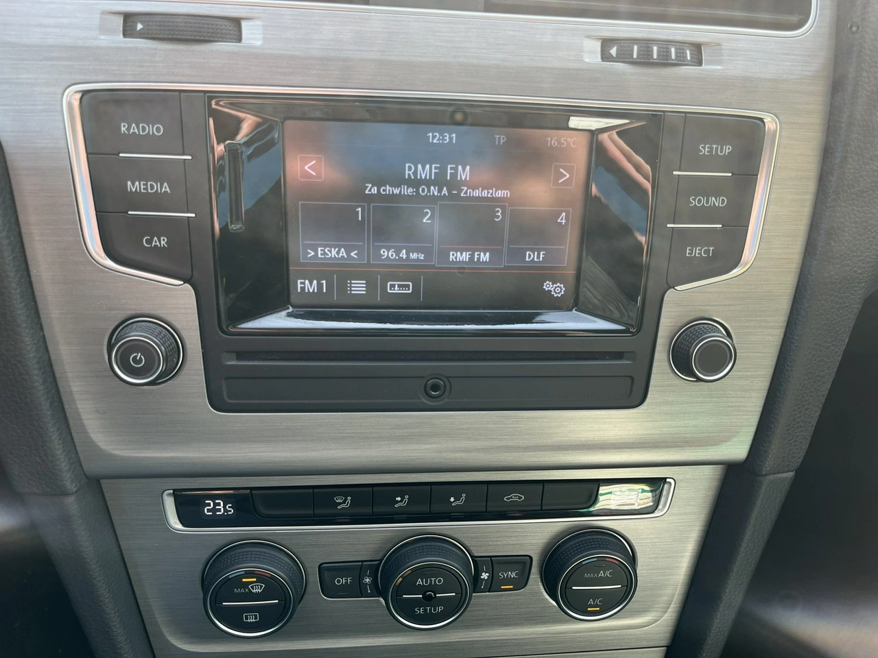 Volkswagen Golf - Zdjęcie 11