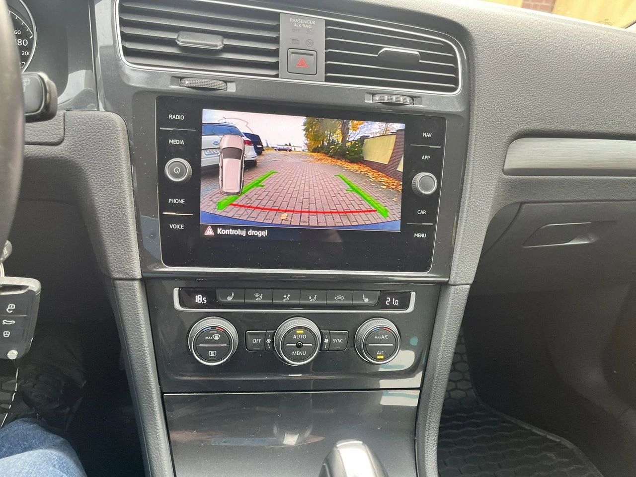 Volkswagen Golf - Zdjęcie 9