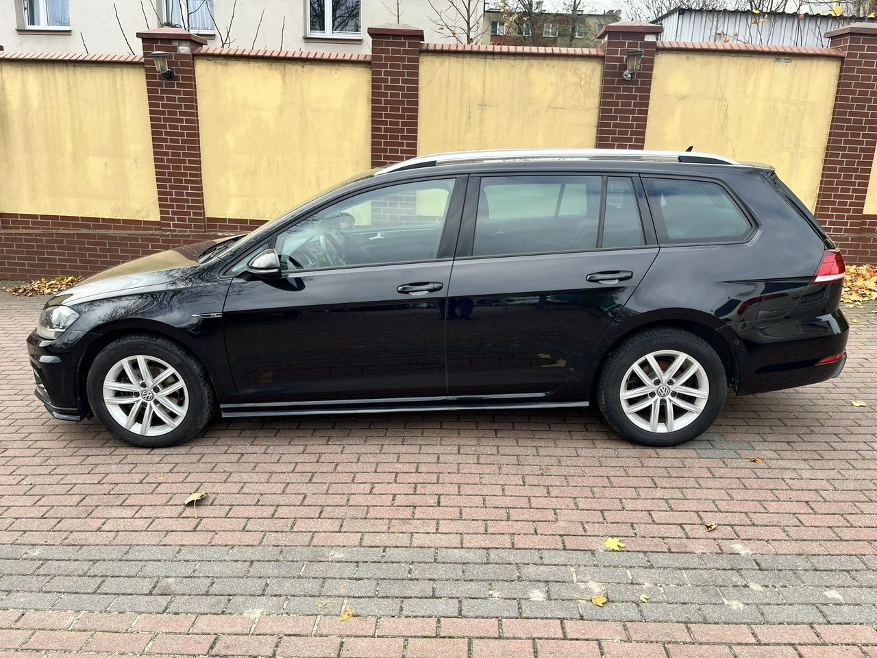Volkswagen Golf - Zdjęcie 1